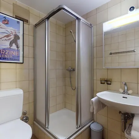 Apartment Bright With Balcony & View To The Matterhorn Zermatt