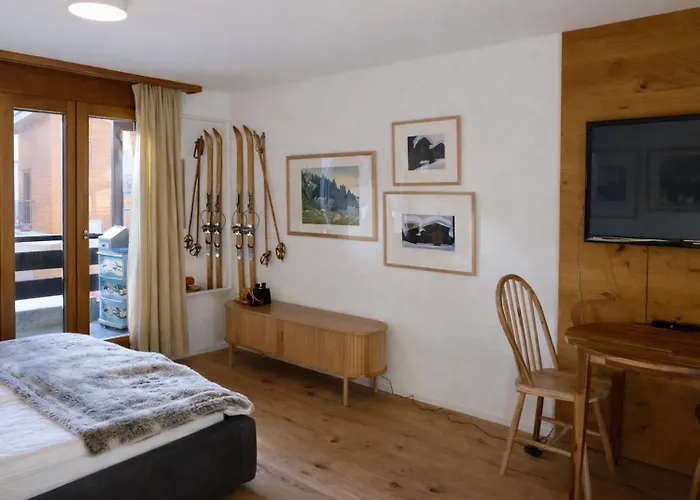 Bright With Balcony & View To The Matterhorn Zermatt